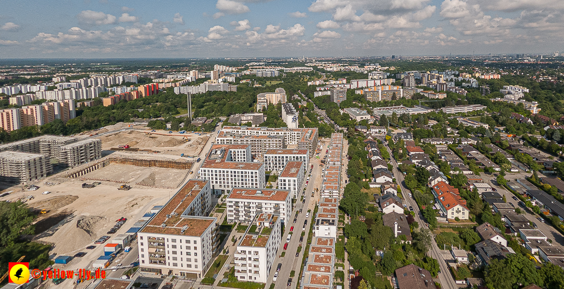 07.06.2023 - Aktuelle Luftbilder aus dem Alexisquartier und Pandion Verde in Neuperlach in München
